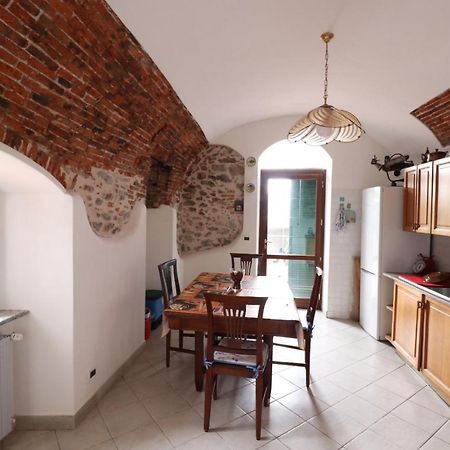 Appartamento In Borgata Storica Boissano Exterior foto